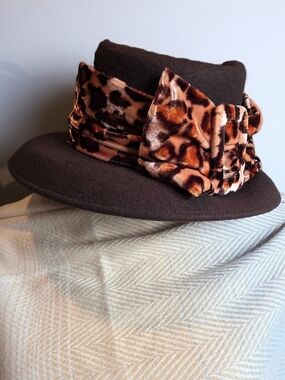 Vintage Henri Bendel NY 100% Wool Felt Hat - Made in England